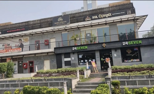 DLF Star Tower, Sector 30, Gurugram