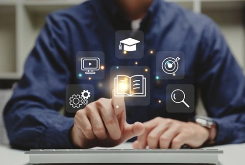 Online MBA While Working Full-Time